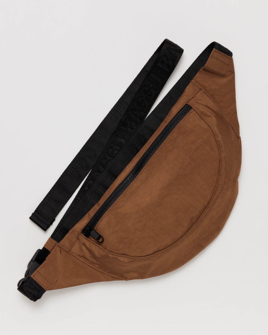 Baggu Crescent Fanny Pack : Brown - Baggu Travel