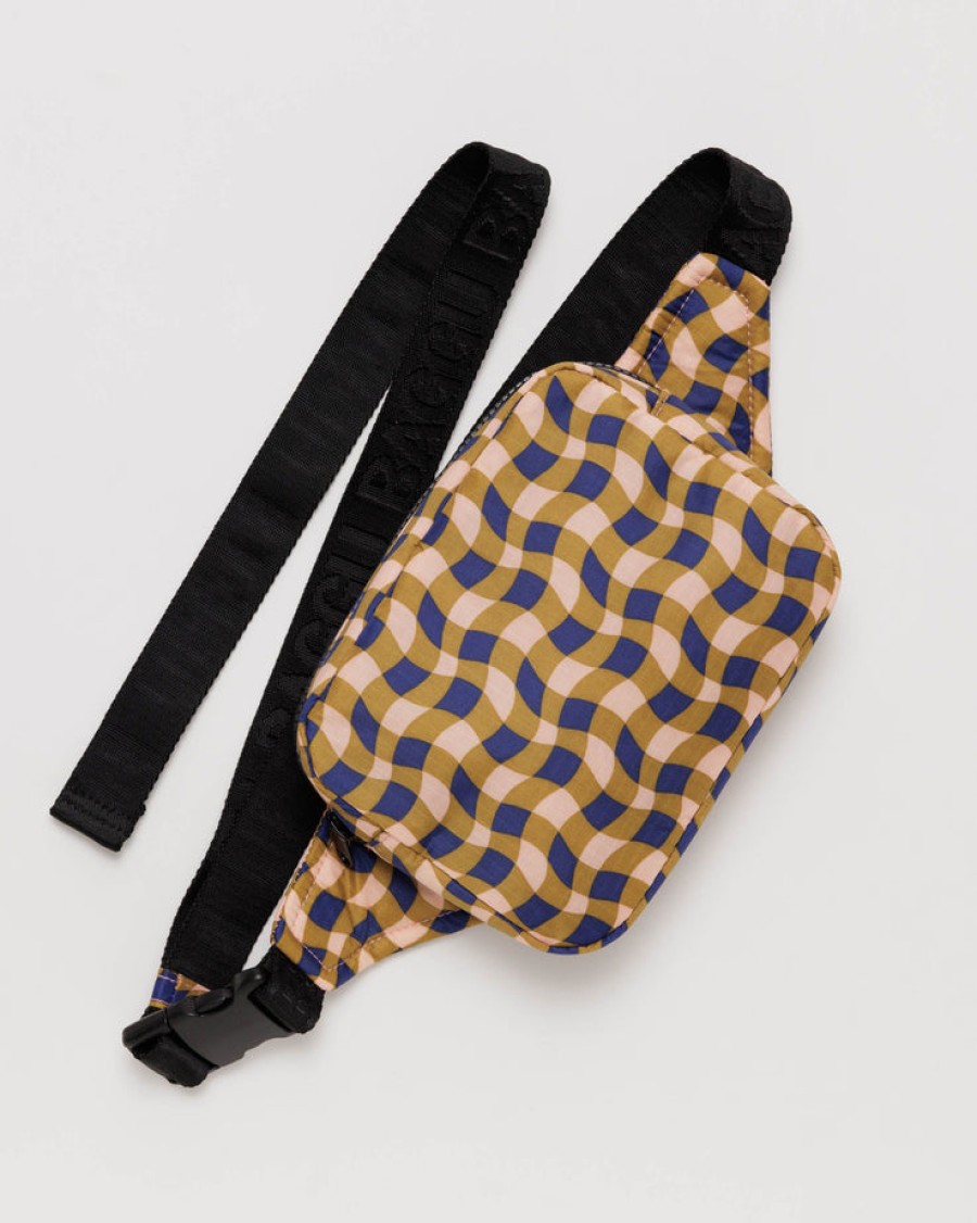 Baggu Puffy Fanny Pack : Wavy Gingham Peach - Baggu Crossbody Bags