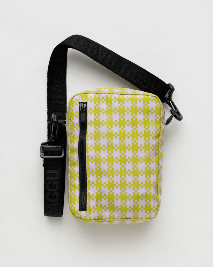 Baggu Sport Crossbody : Pink Pistachio Pixel Gingham - Baggu Crossbody Bags