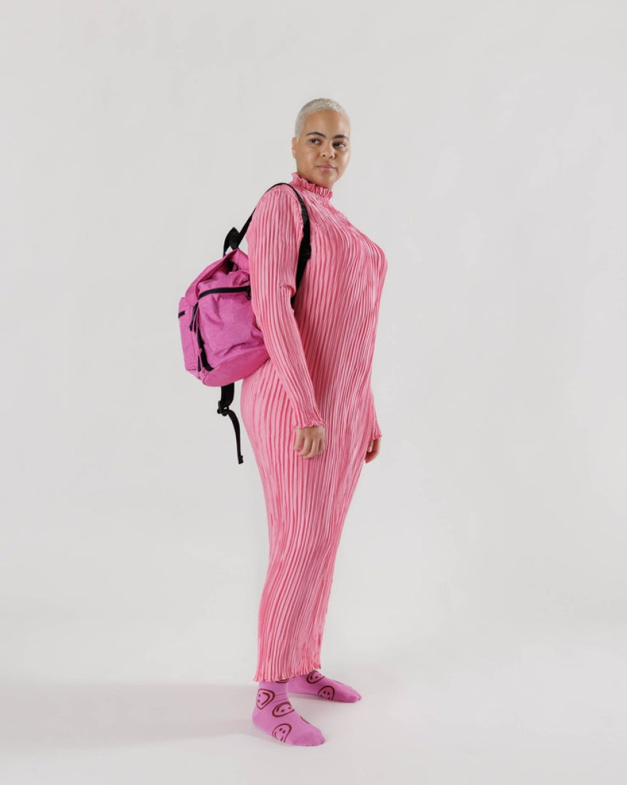 Baggu Sport Backpack : Extra Pink - Baggu Travel