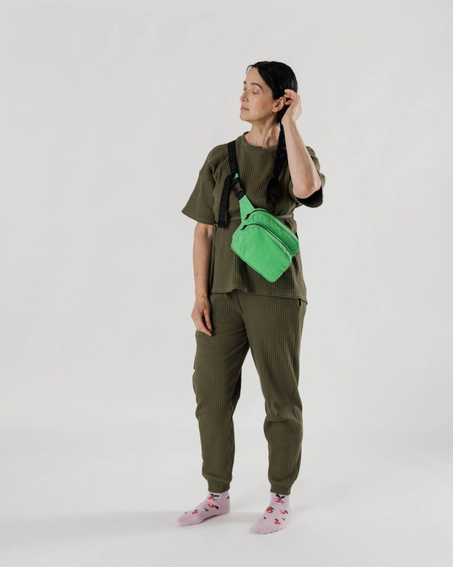 Baggu Fanny Pack : Aloe - Baggu Travel